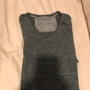 Banana Republic Vneck T-shirt